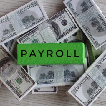 Agosto Decisivo: Como o Payroll Pode Mudar a Política de Juros do FED