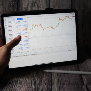 볼린저 밴드 (Bollinger Bands)