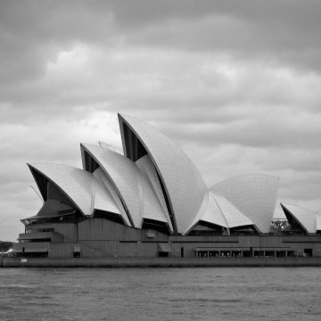 Australia Recommits to Opening Up Economy by Dec